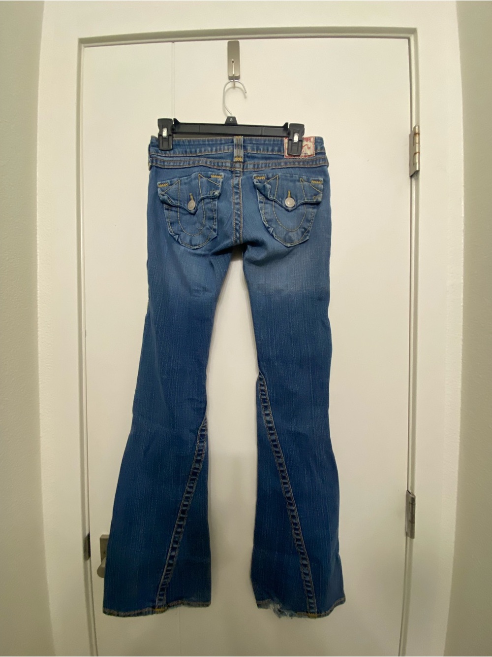 True Religion Women's Blue Flare Jeans - Distressed Mid Wash - Picture 3 of 4